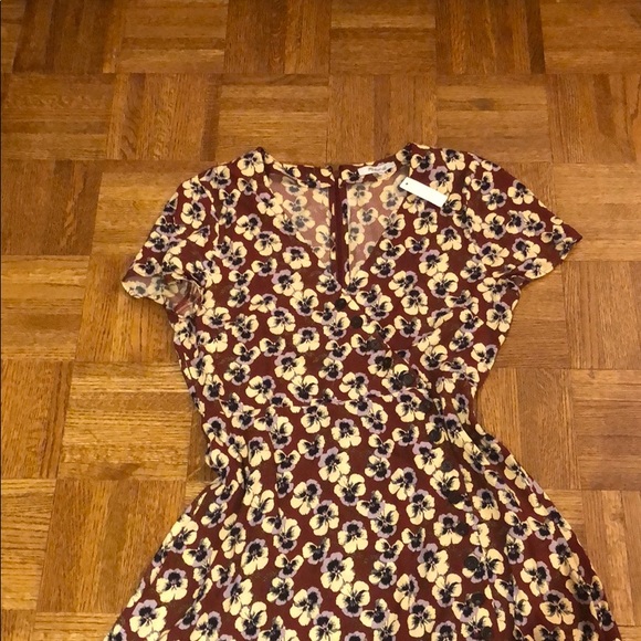 SOLD Madewell Buttonwrap Dress - Picture 5 of 7